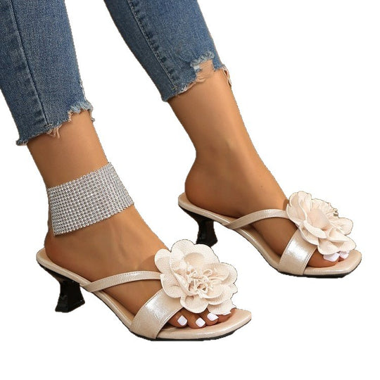 Damen Glamouröse Sandalen mit floralen Applikationen EB