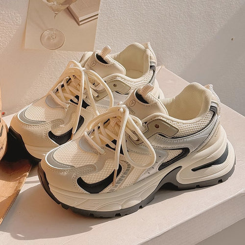 Damen Lauf- und Freizeitschuhe mit atmungsaktivem Obermaterial von EB