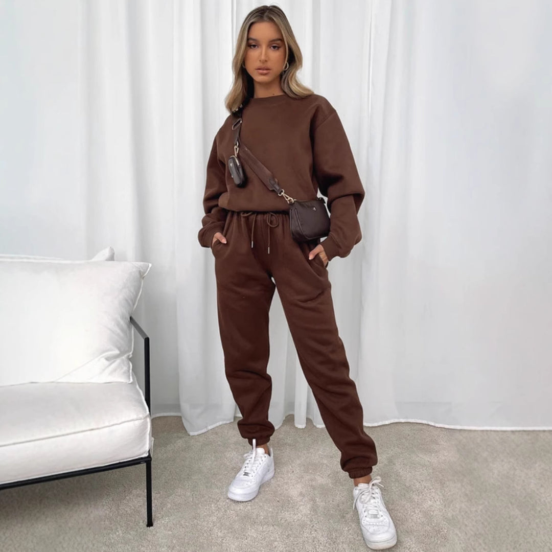 Damen nan zweiteiliges Cozy-Loungewear-Set mit Oversize-Rundhals und hochgeschnittener Jogginghose mit Kordelzug EB