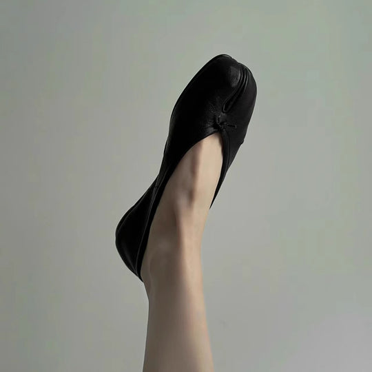 Damen Ballerinas mit raffinierter Zehenpartie und samtiger Lederverarbeitung EB