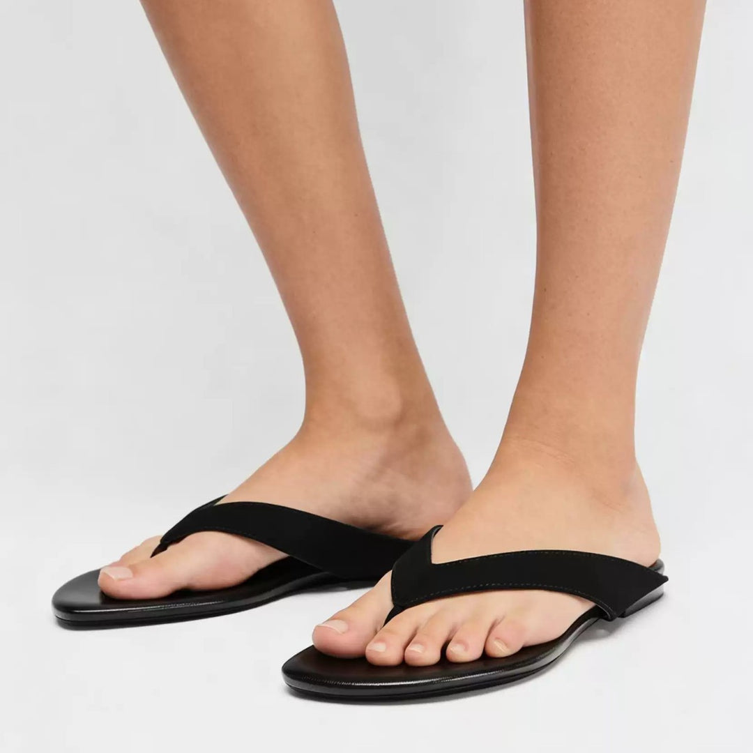 Damen Zehentrenner-Sandalen mit rutschfester Sohle und bequemem Fußbett EB