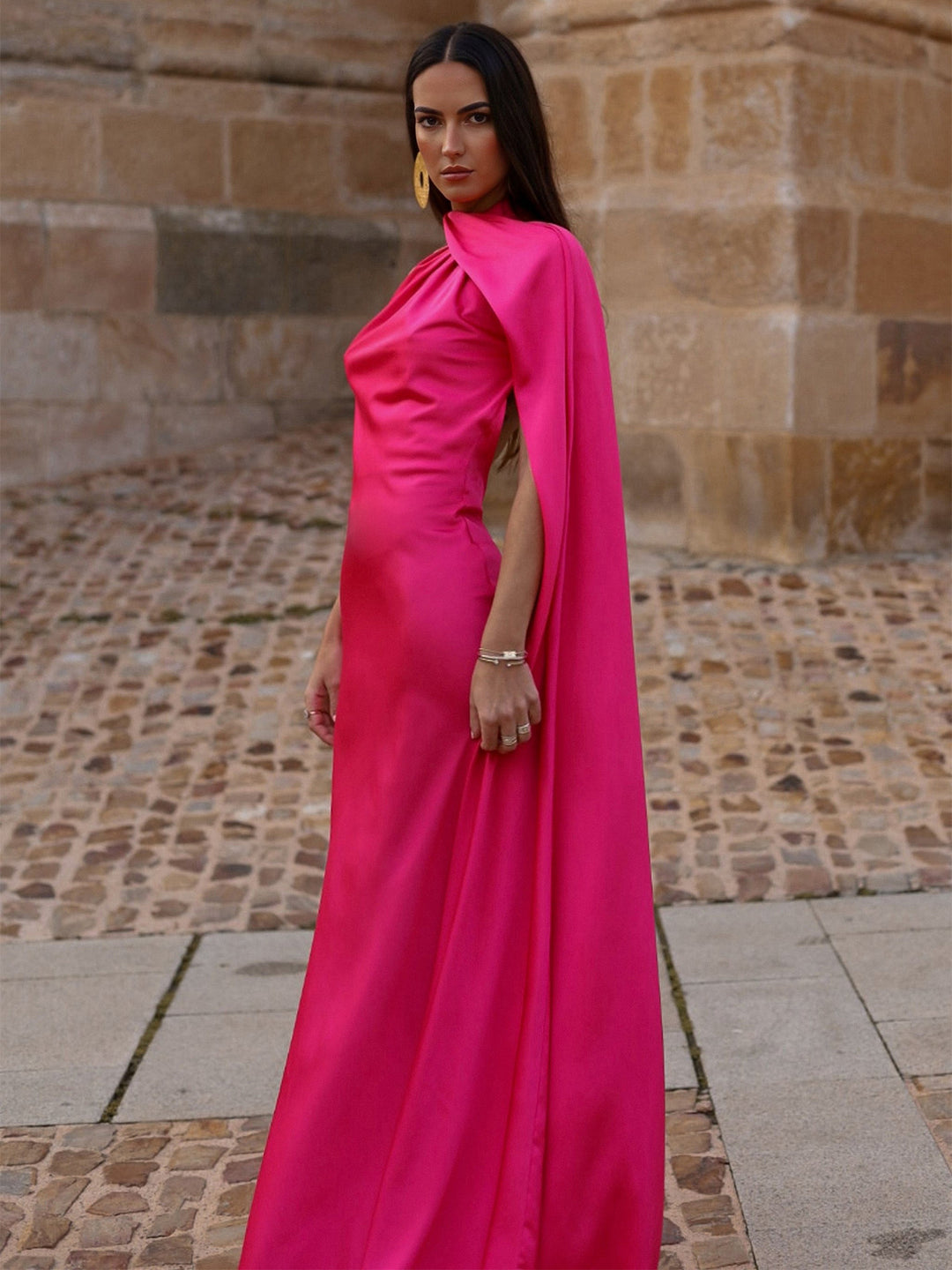 Damen Elegantes Abendkleid mit fließendem Design und schulterfreier Kapuze EB