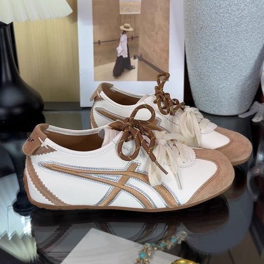 Damen Sneakers mit modischem Design und bequemem Schnürverschluss EB