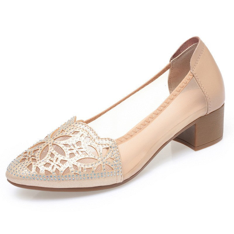 Damen Ballerinas mit dekorativem Lochdesign und komfortablem Blockabsatz EB