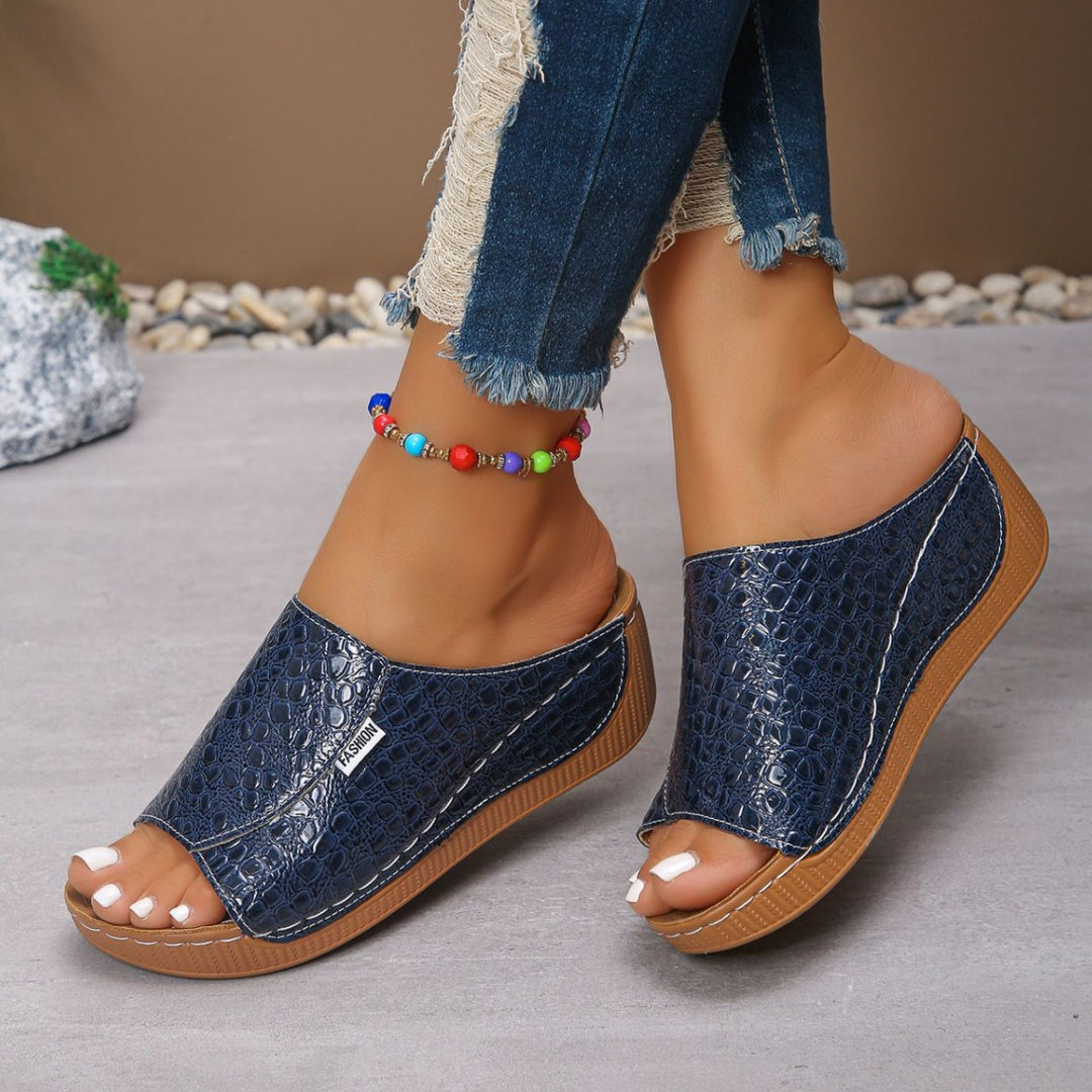 Damen Komfortable Mules mit modischem Krokodil-Prägung und ergonomischer Sohle EB