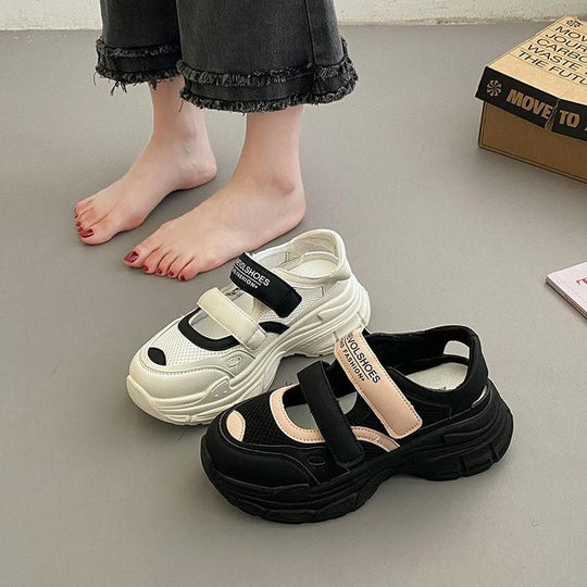Damen Sportliche Sneaker mit verstellbaren Klettverschlüssen EB