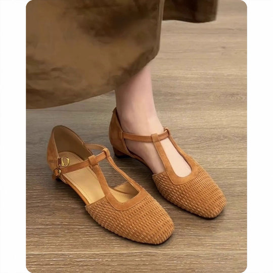 Damen Halbschuhe mit eleganter T-Strap und geflochtenem Design EB
