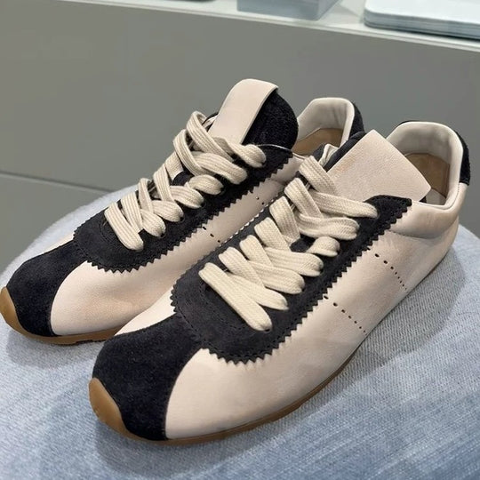 Damen Sneakers im eleganten Retro-Design mit atmungsaktiver Oberflächenstruktur EB