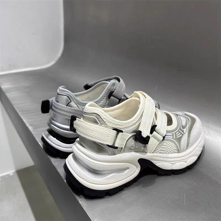 Damen Sportliche Sandalen mit verstellbaren Klettverschlüssen und dämpfender Sohle EB