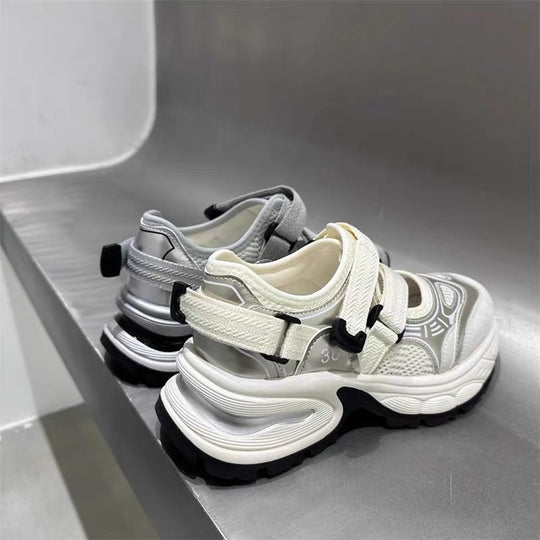Damen Sportliche Sandalen mit verstellbaren Klettverschlüssen und dämpfender Sohle EB