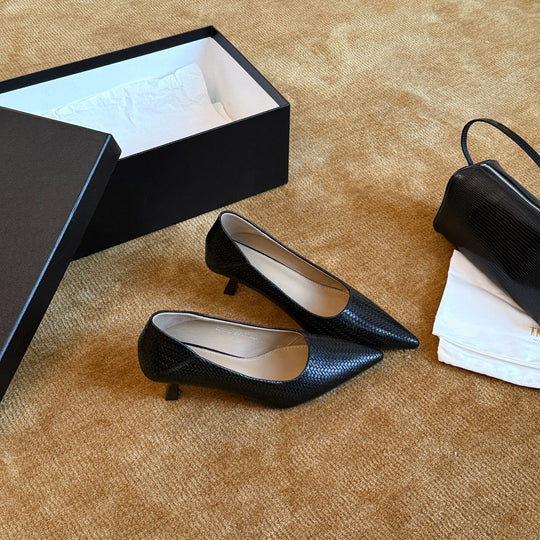 Damen Elegante spitze Ballerinas mit feinem Höhlenmuster EB