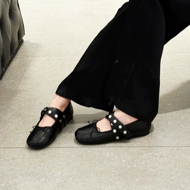 Damen Ballerinas aus weichem Veloursleder mit modischem Riemendesign und stilvollen Druckknöpfen EB