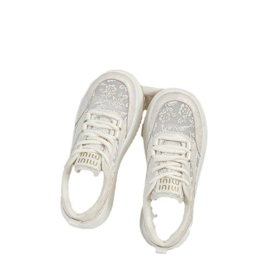 Damen Sneakers mit filigranem Blumenmotiv und gepolsterter Sohle EB