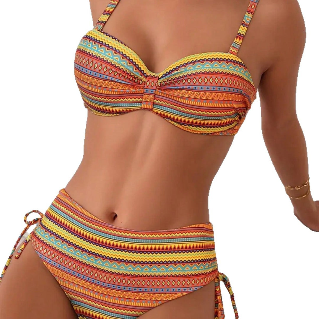 Damen Hochgeschnittener Bikini mit eleganten Seitenschnürungen EB