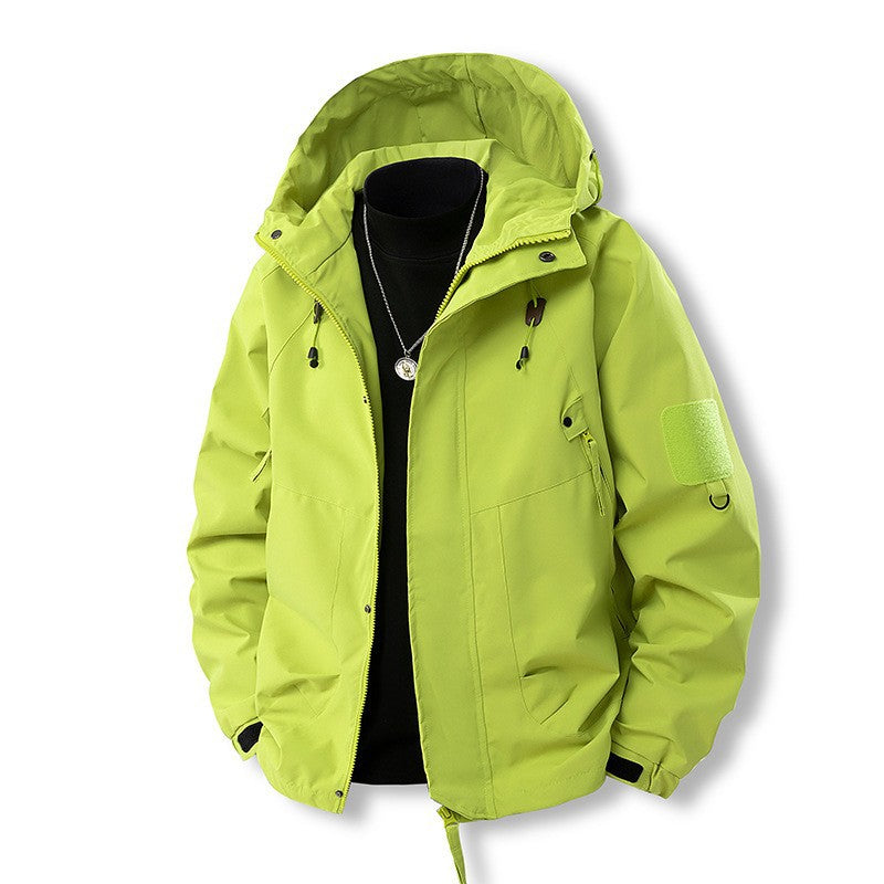 Herren Outdoor- und Freizeitjacke mit verstellbarem Kapuzenkragen und praktischen Taschen EB