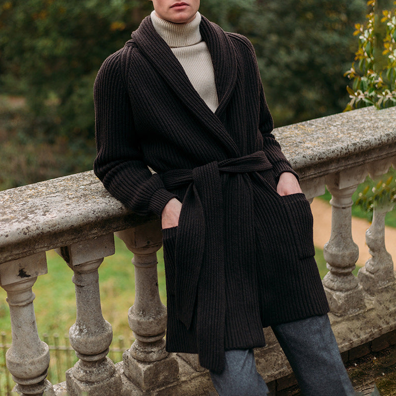 Herren Strickmantel mit breitem Gürtel und praktischen Taschen EB