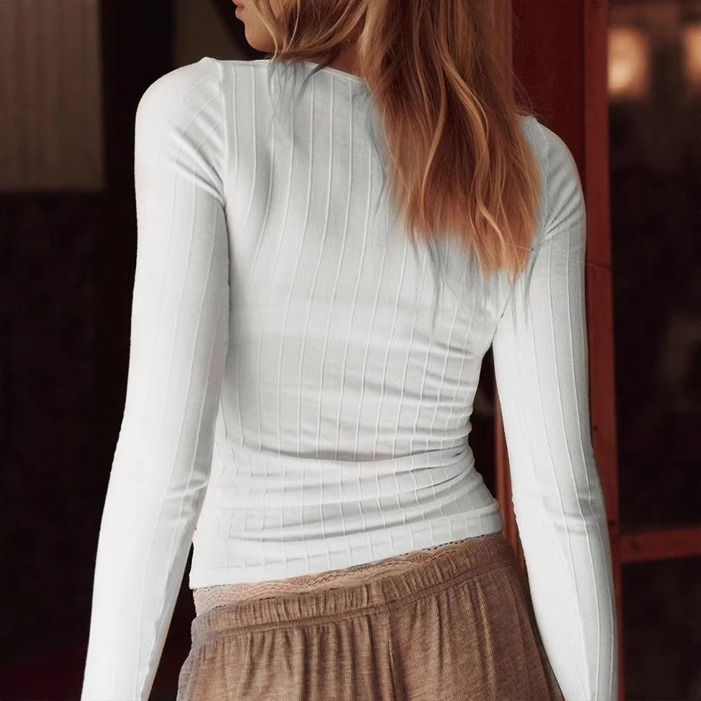Damen Top mit feinen Rippdetails und elegantem V-Ausschnitt EB