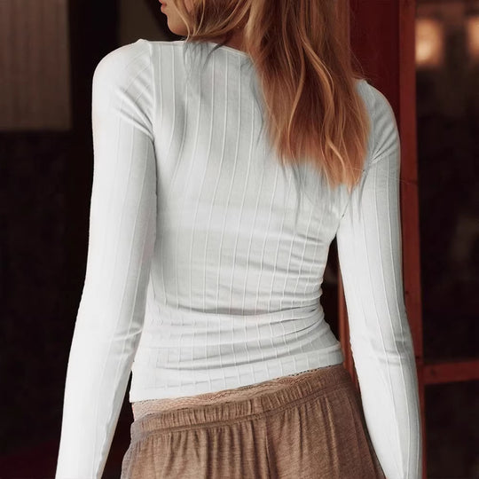 Damen Top mit feinen Rippdetails und elegantem V-Ausschnitt EB