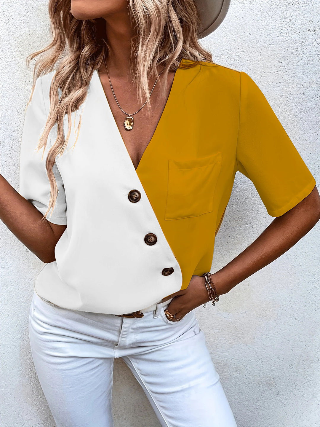 Damen Designer-Bluse mit asymmetrischem Schnitt und elegantem Knopfverschluss EB