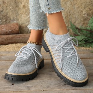 Damen Atmungsaktive und bequeme Sneaker mit auffälliger Sohle EB