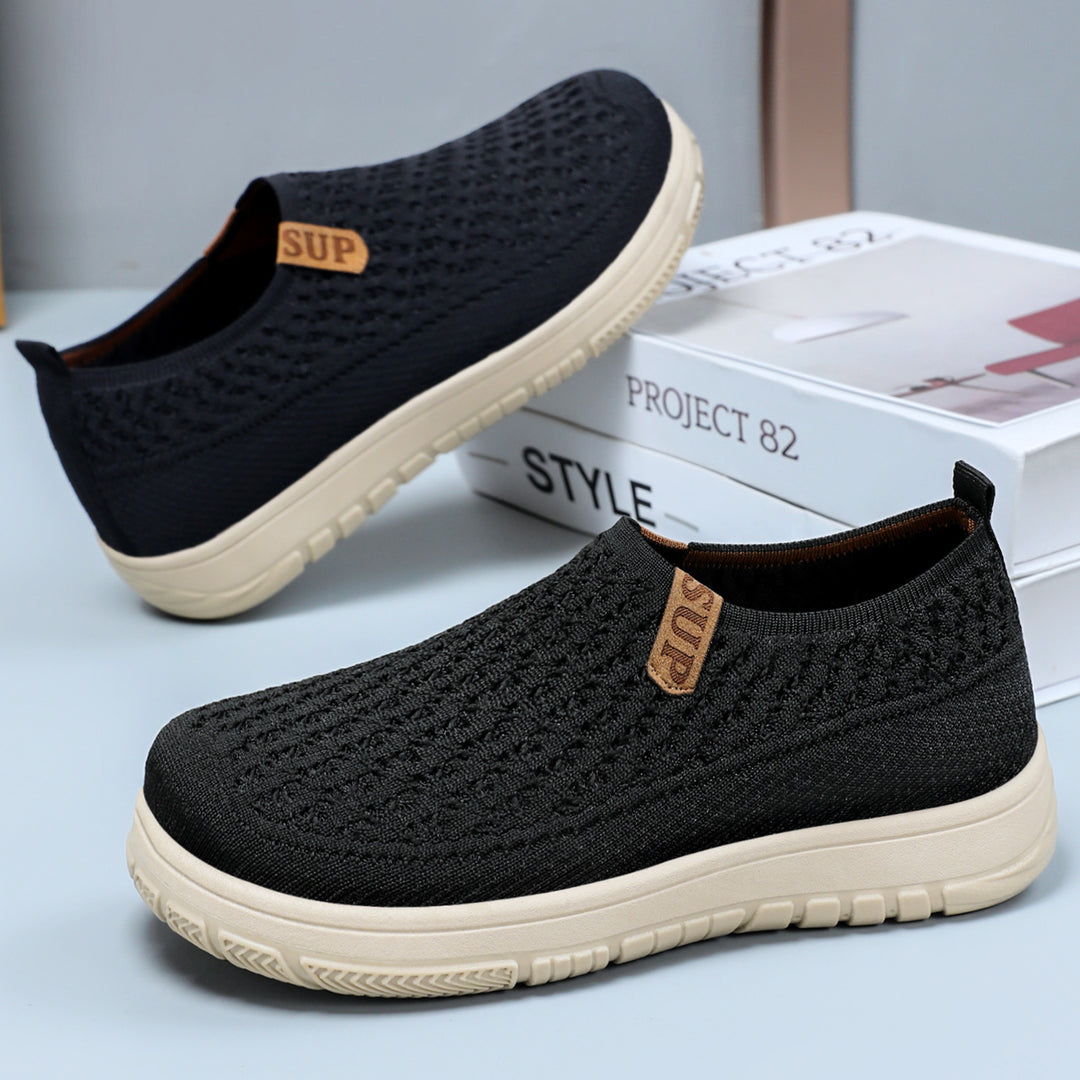 Damen Strick-Sneaker mit elastischem Einstieg und rutschfester Sohle EB