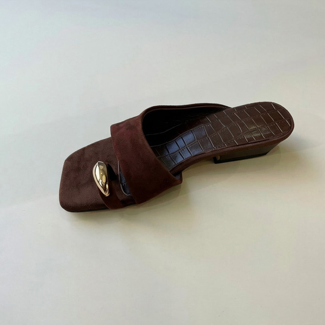 Damen Stilvolle Mules mit dekorativem Schmuckakzent EB