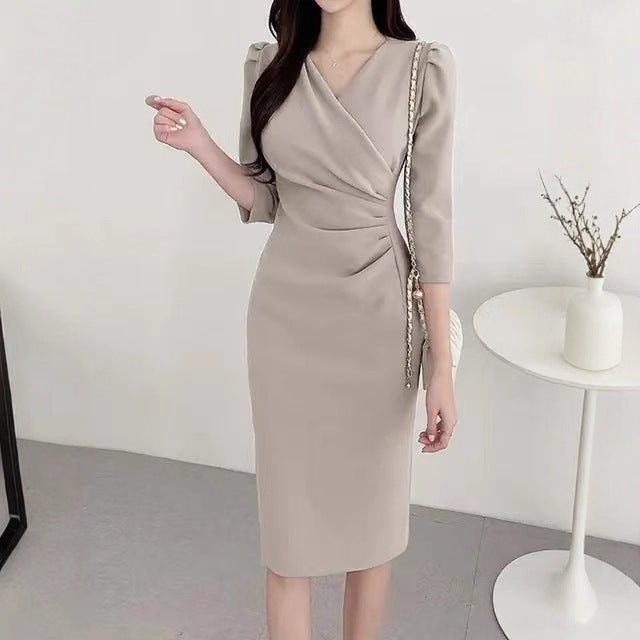 Damen Elegant-tailliertes Drapé-Etuikleid mit asymmetrischer Wickel-Optik und 3/4-Ärmeln EB