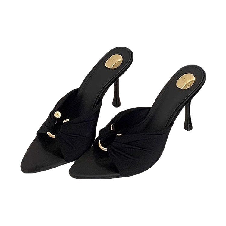 Damen elegante Mules mit geschwungenem Riemchen und zierlichen Details EB