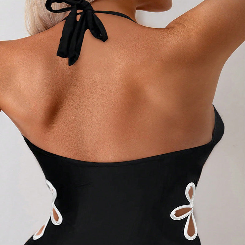Damen Einteiler Badeanzug mit verführerischem V-Ausschnitt und floralem Cut-Out EB
