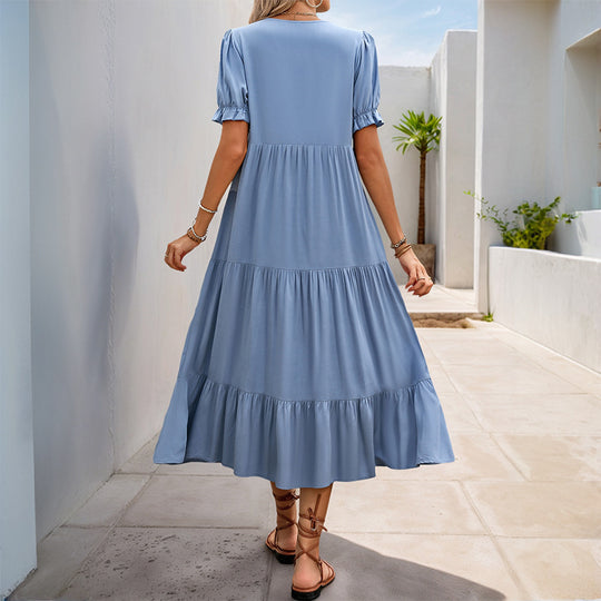 Damen Maxikleid mit V-Ausschnitt und dekorativen Knopfdetails EB