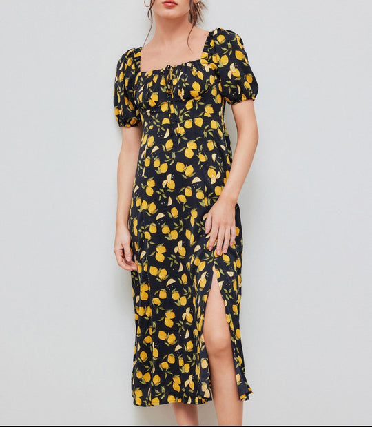 Damen Maxikleid mit pflanzlichem Muster und raffiniertem Schlitz EB