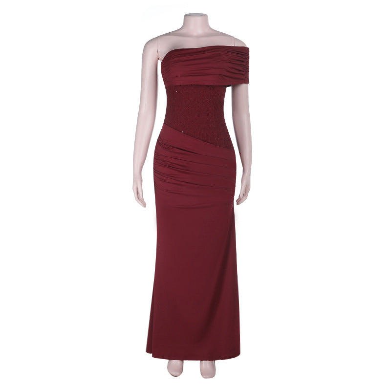 Damen Elegantes Abendkleid mit asymmetrischem Oberteil und figurformenden Raffungen EB