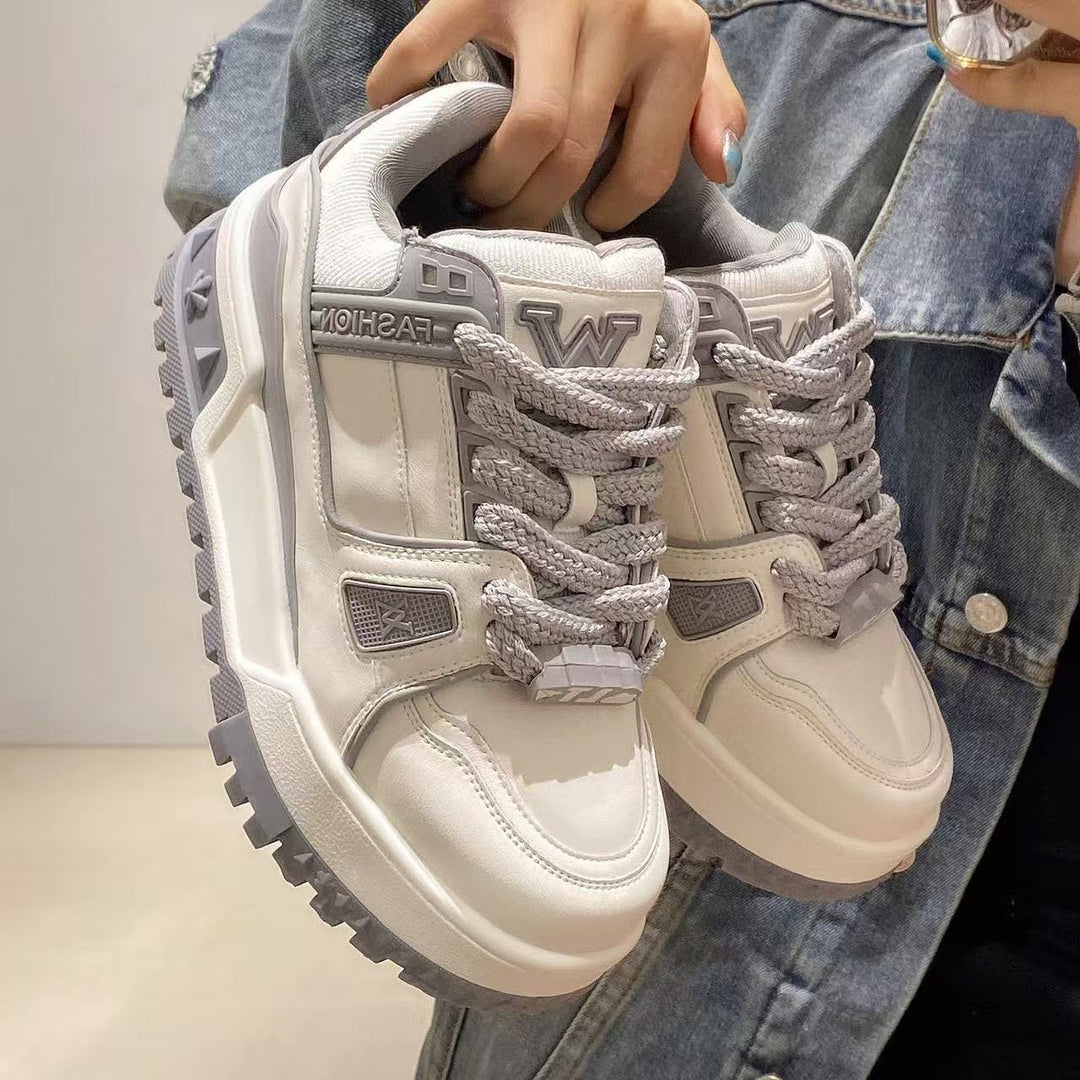 Damen Urbaner Lifestyle-Sneaker mit robustem Sohlenprofil EB