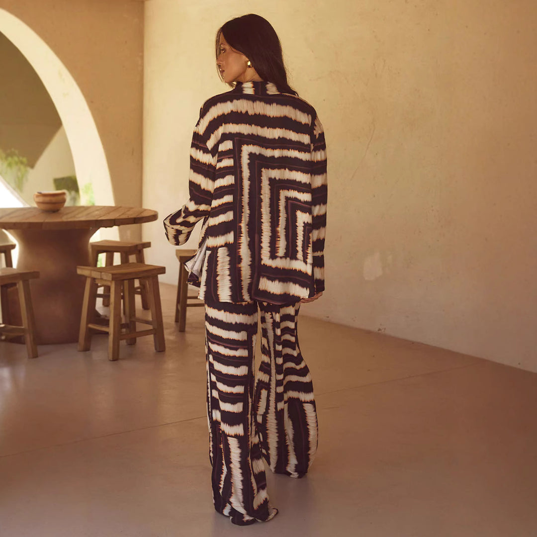 Damen Lässiger Lounge-Anzug mit stylischem Muster EB