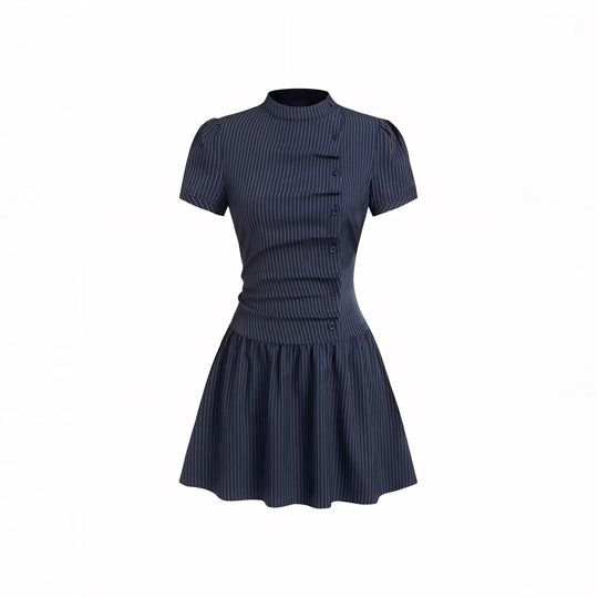 Damen Minikleid mit Knopfdetails und gerafftem Schnitt EB