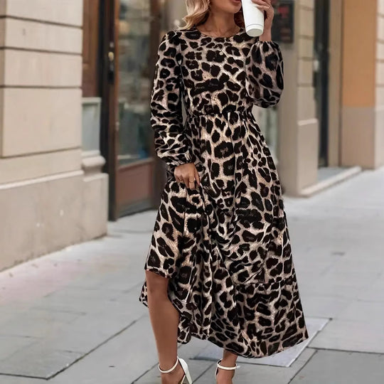 Damen Maxikleid mit modernem Leopardenmuster EB