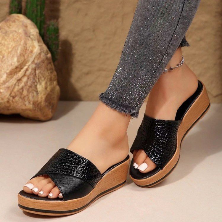 Damen Komfortable Wedgesandalen mit elegantem Obermaterial EB