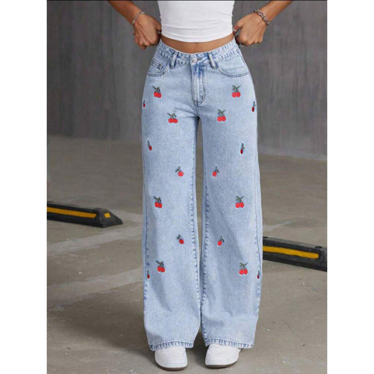 Damen Weit geschnittene Jeans im fruchtigem Stickdesign EB