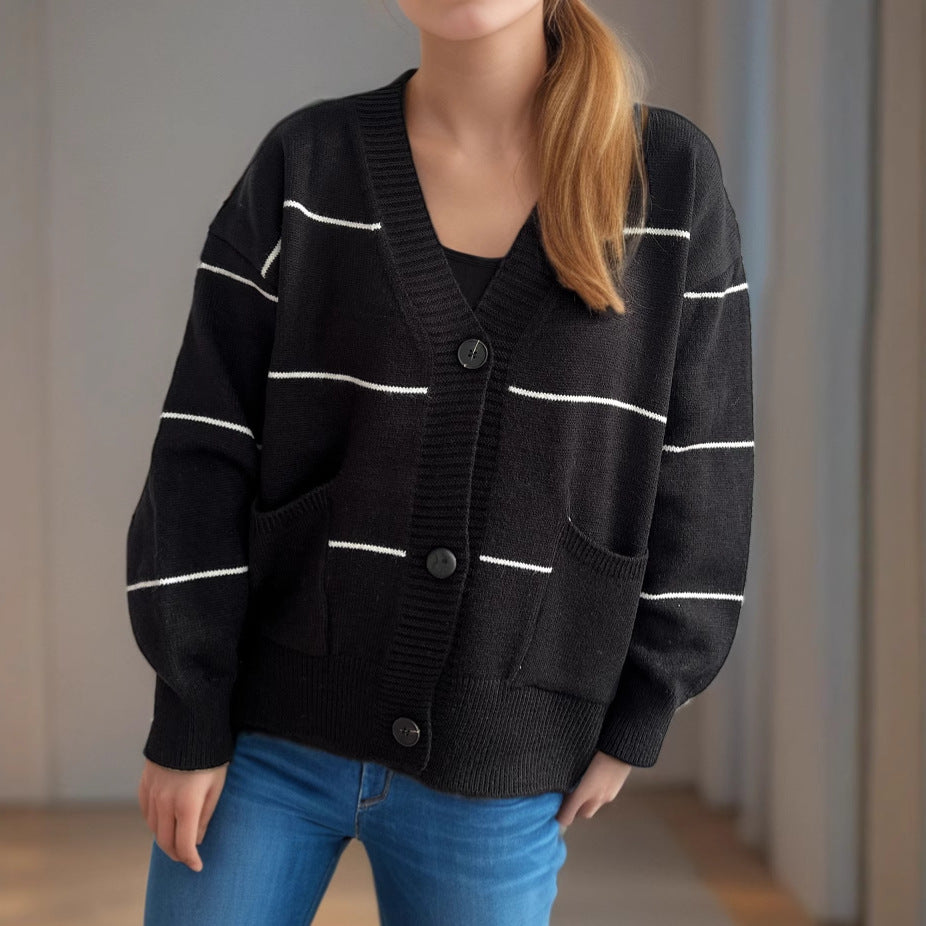 Damen lässige Strickjacke mit praktischen Taschen und modischen Kontraststreifen EB