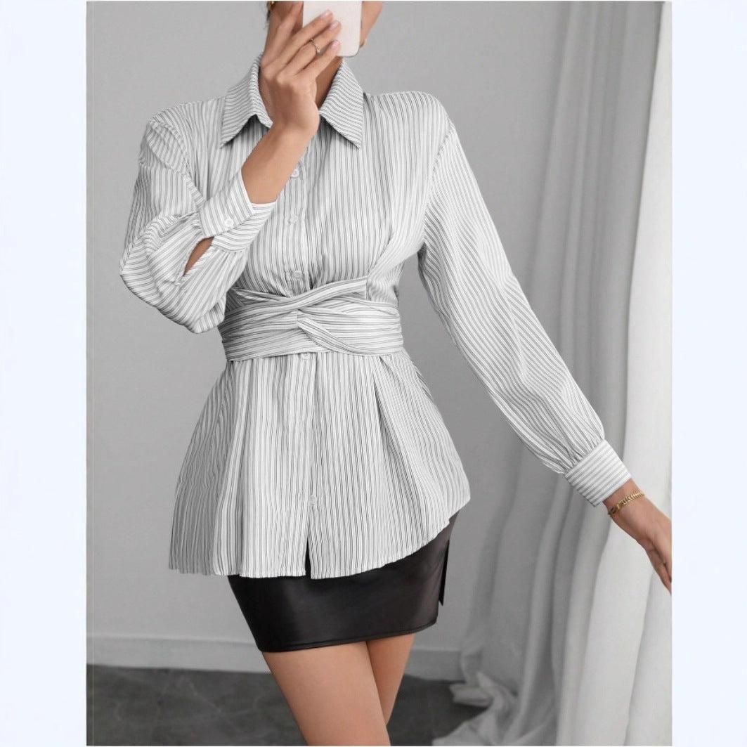 Damen Modische Hemdbluse mit taillierendem Gürtel und komfortablem Schnitt EB