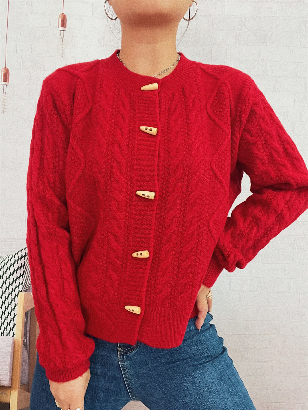 Damen Strickjacke mit dekorativen Knöpfen und strukturierter Webart EB
