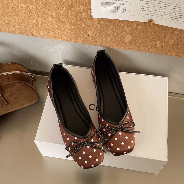 Damen Ballerinas mit modernem Punktedesign und elegantem Schleifenakzent EB