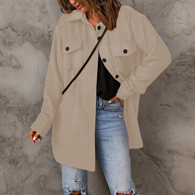 Damen vielseitige Oversize-Hemdjacke mit aufgesetzten Taschen und Knopfverschluss EB