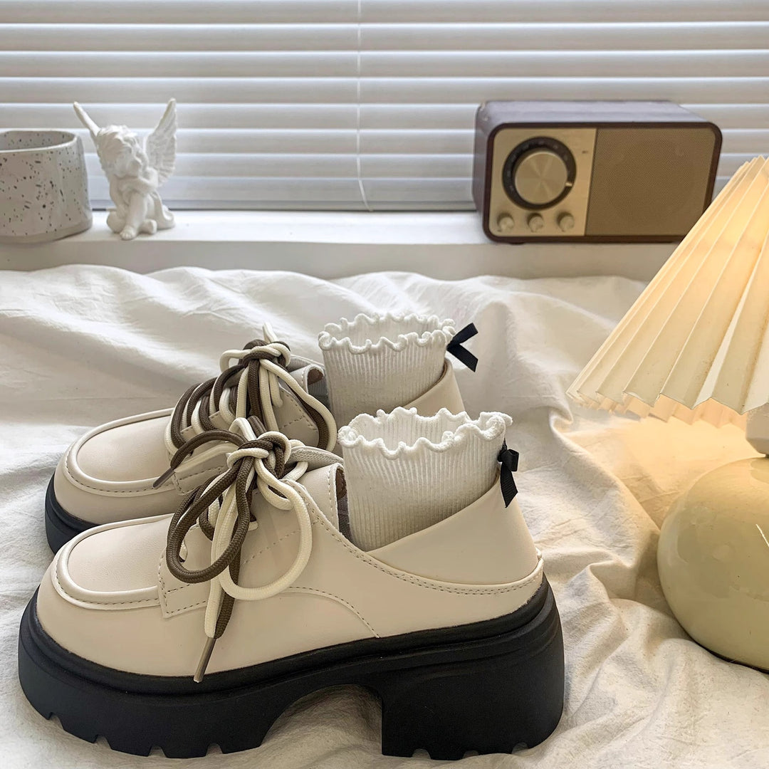 Damen Modische Sneakerboots mit hohem Kragen und robustem Sohlenprofil EB