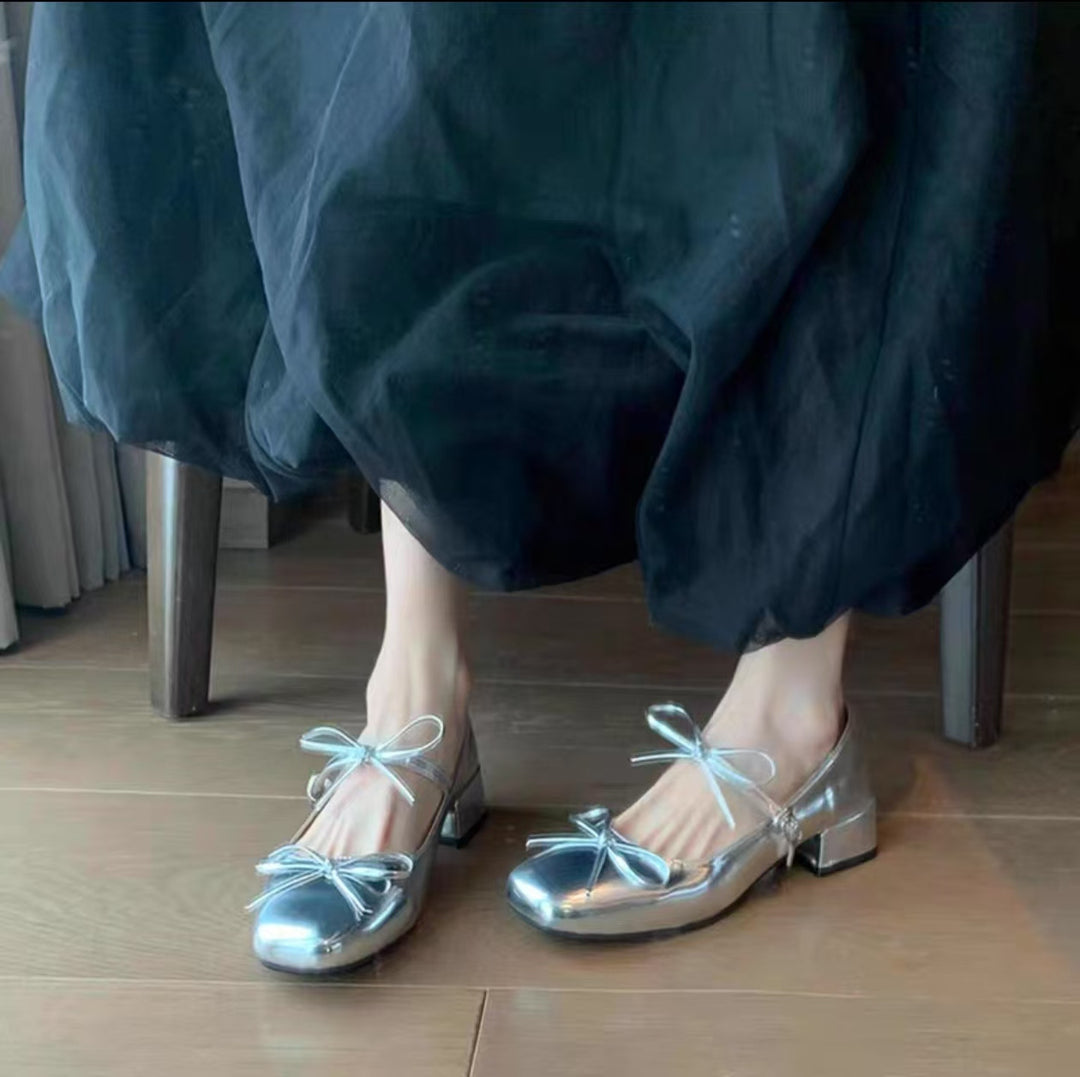 Damen elegante Ballerinas mit glänzender Oberfläche und niedlichem Schleifendetail EB