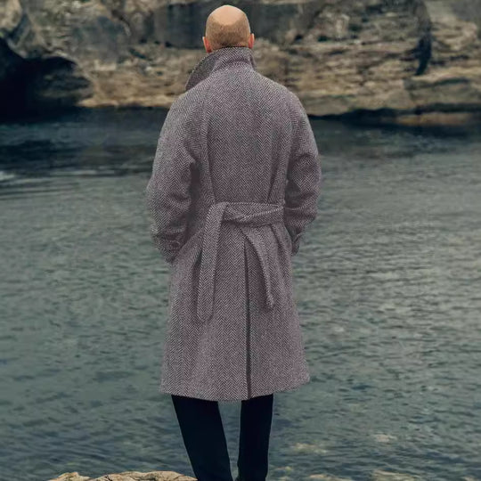 Herren eleganter Dufflecoat mit modernen Details und praktischen Taschen EB