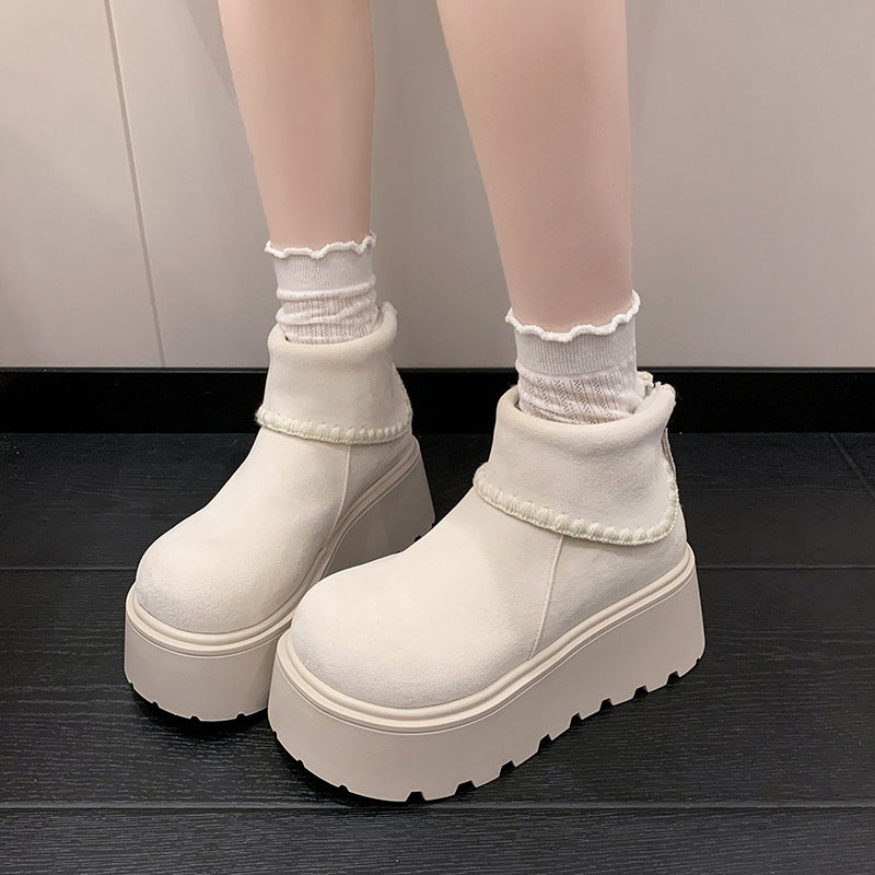 Damen Plattformstiefel mit warmem Innenfutter und dekorativem Abschlusssaum EB