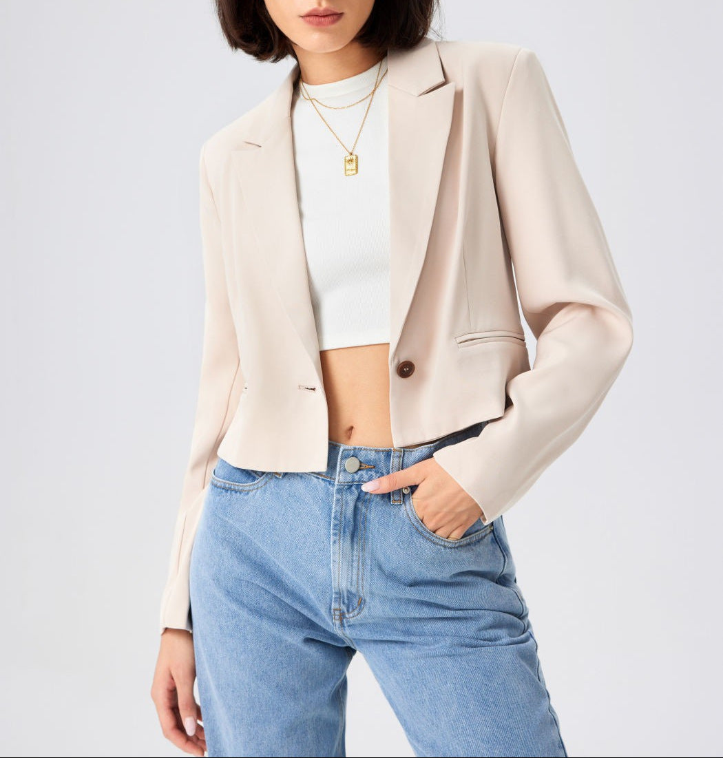 Damen Kurzblazer im Cropped‑Schnitt mit Reverskragen und ein‑Knopf‑Verschluss EB