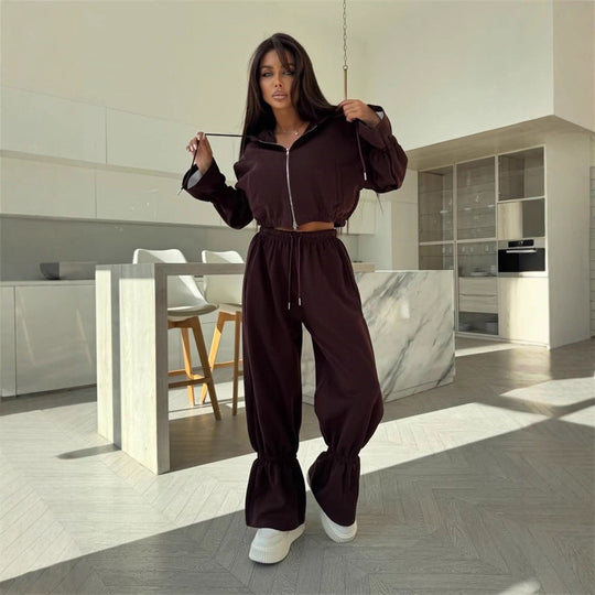 Damen Cropped-Kapuzenjacke mit Reißverschluss und taillierter Tunnelzug-Jogginghose EB