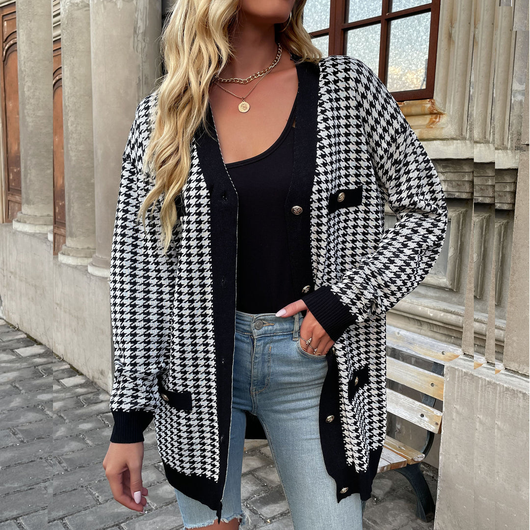 Damen Strickjacke im modischen Hahnentrittmuster mit eleganten Knopfdetails EB